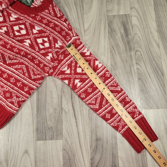 American Eagle Sweater Womens S Fair Isle Snowdrift Knit Red White NWT - Picture 6 of 12